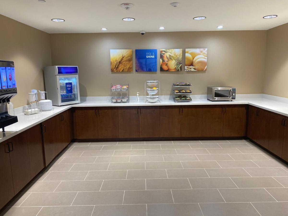 Comfort Suites Midland West Екстериор снимка